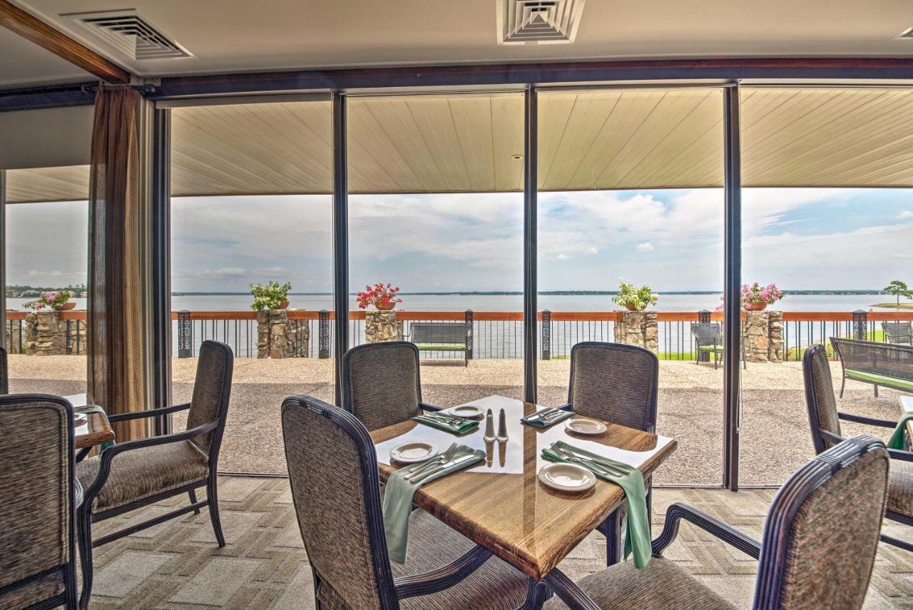 Idyllic Montgomery Condo With Pool And Lake View! Esterno foto