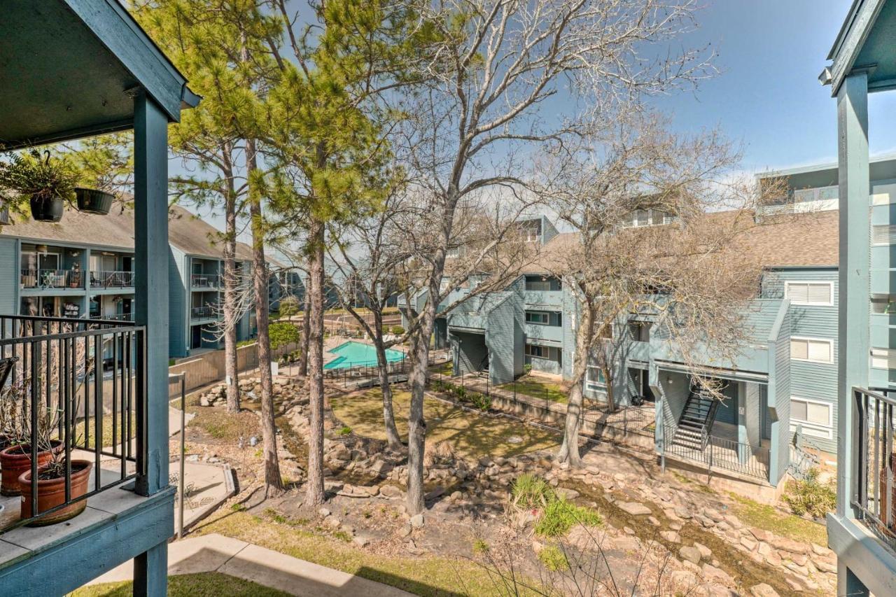 Idyllic Montgomery Condo With Pool And Lake View! Esterno foto