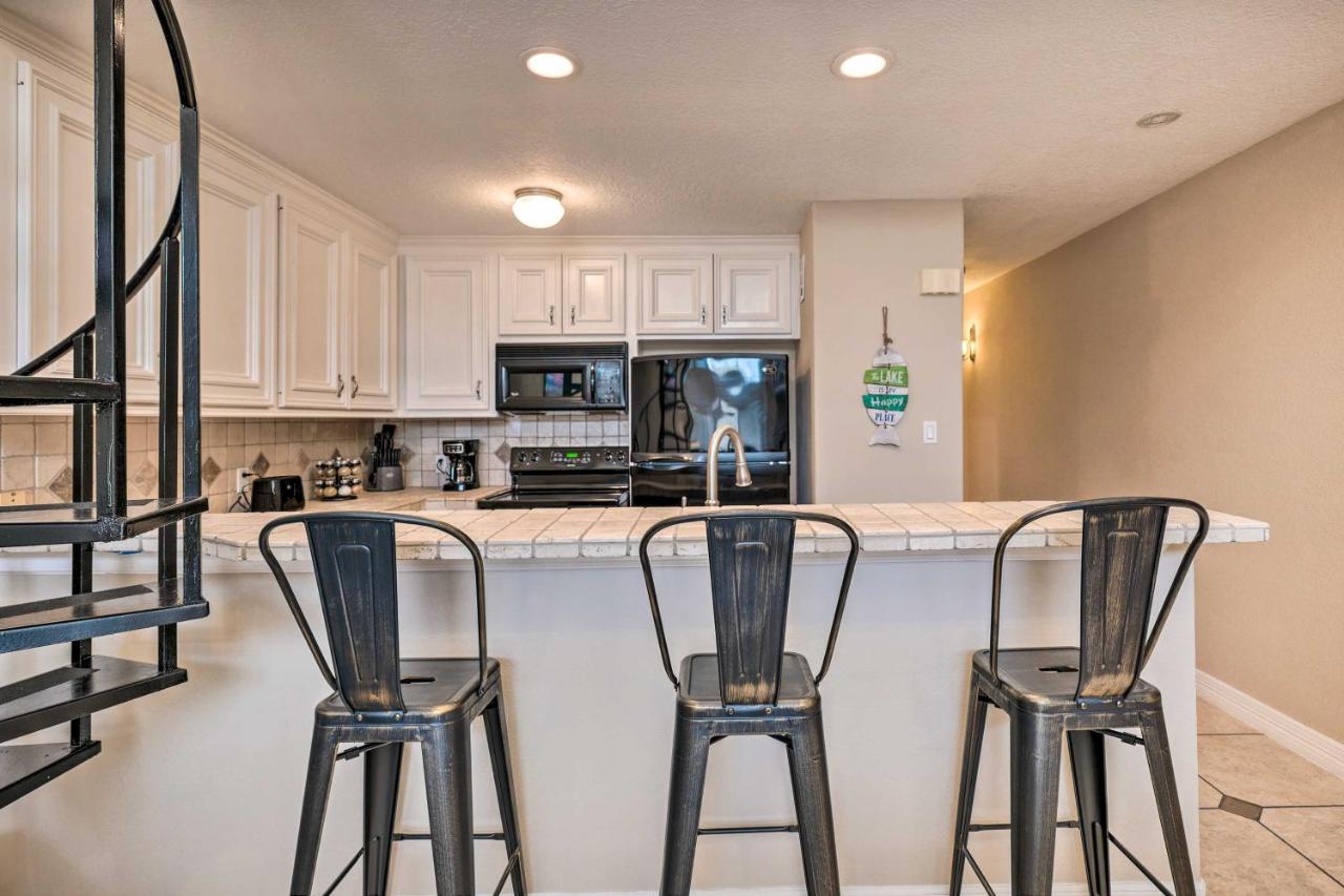 Idyllic Montgomery Condo With Pool And Lake View! Esterno foto